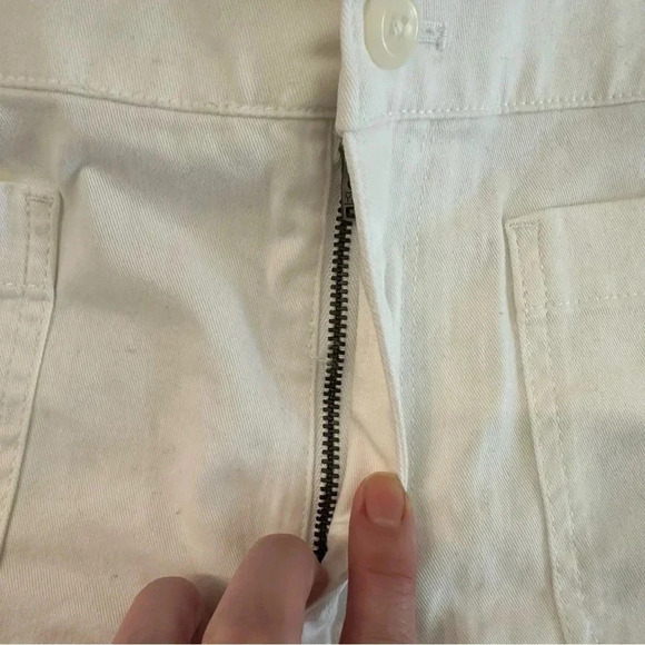 J. Crew New Patch-Pocket Chino Short Women's White Cotton Button Front Sz 14 NWT - Picture 6 of 9